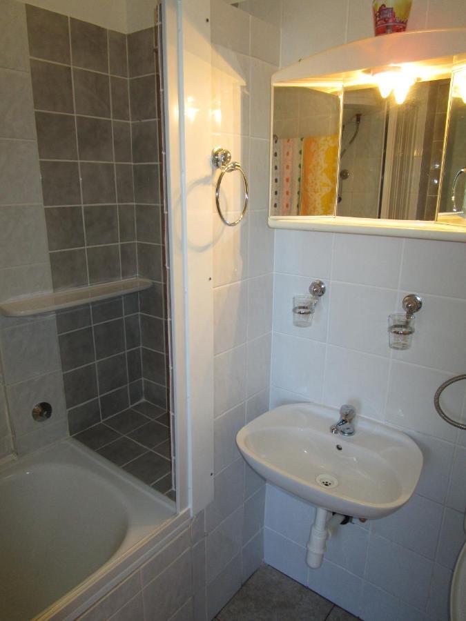 Beachfront House Nada - Happy Rentals Karlobag Extérieur photo