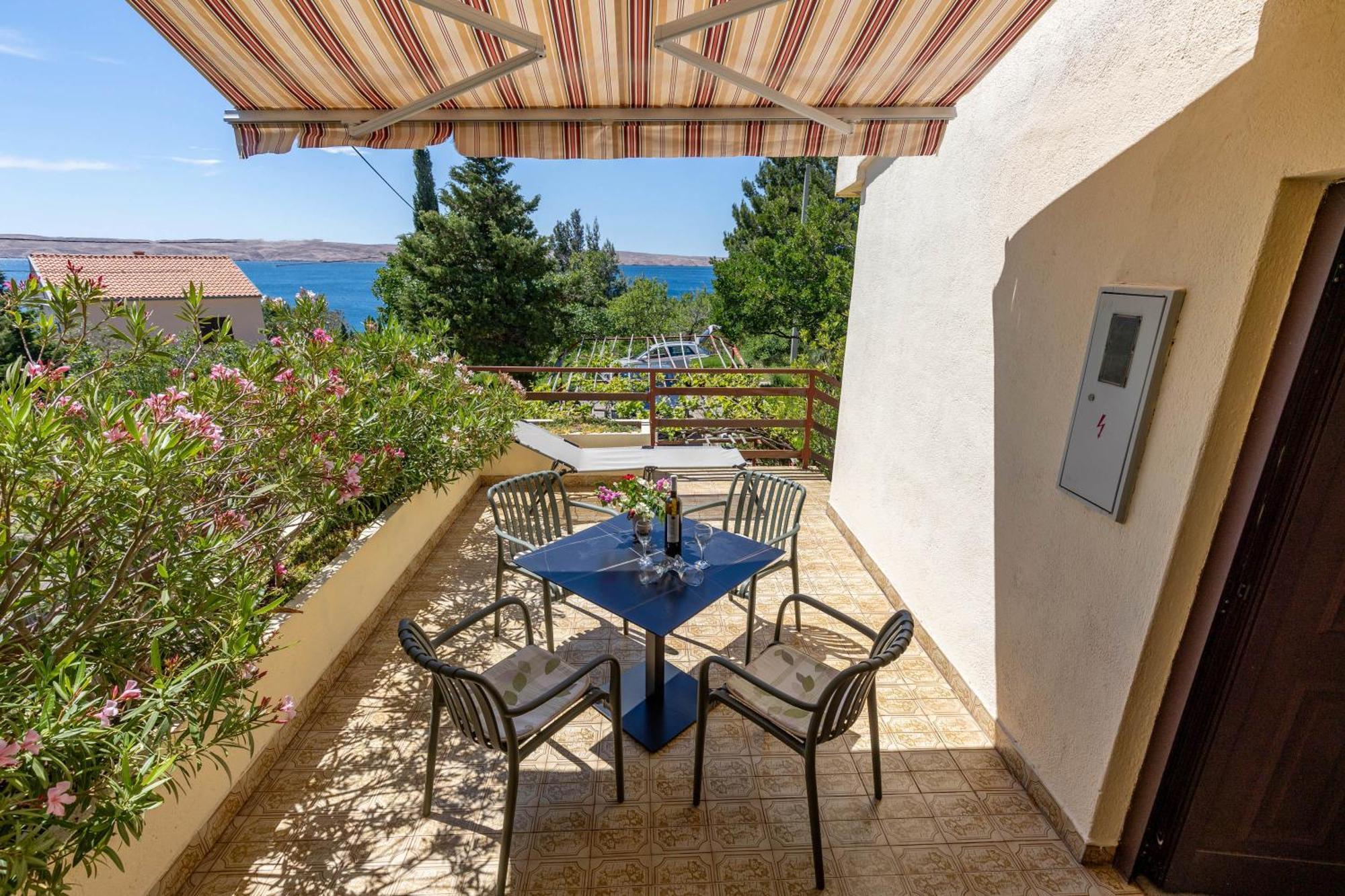 Beachfront House Nada - Happy Rentals Karlobag Extérieur photo
